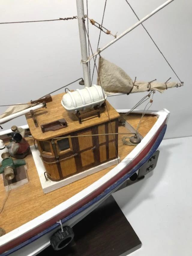 Wooden Hull Fishing Boat H96 Hellen Just Add Charger - Image 4