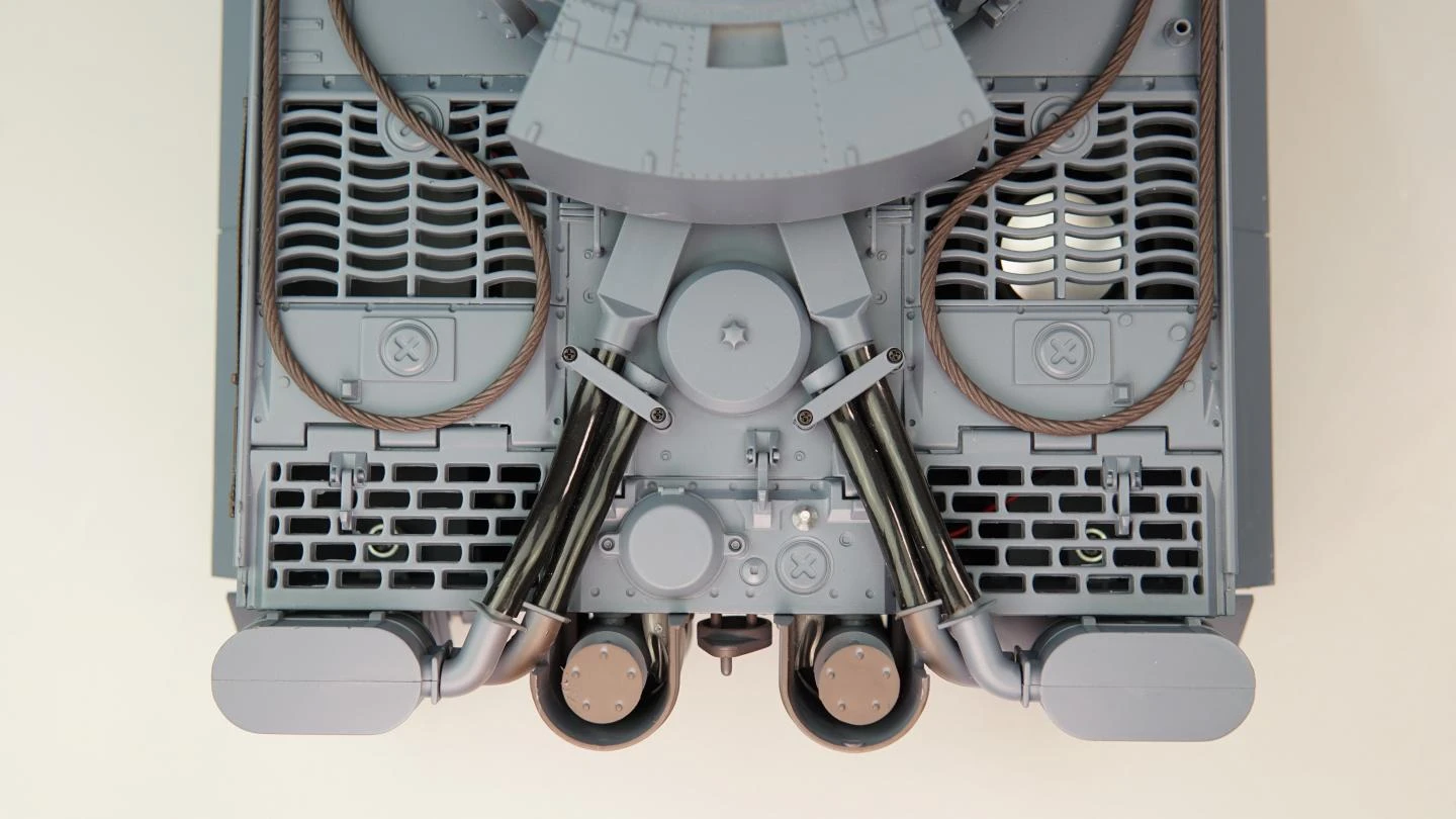 Heng Long 1/16th German Tiger 1 Radio Control Tank Pro Version - Image 13