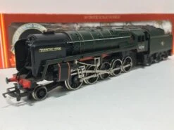 Hornby Railways R303 9F 92220 ‘Evening Star’ BR Green Late Crest Boxed