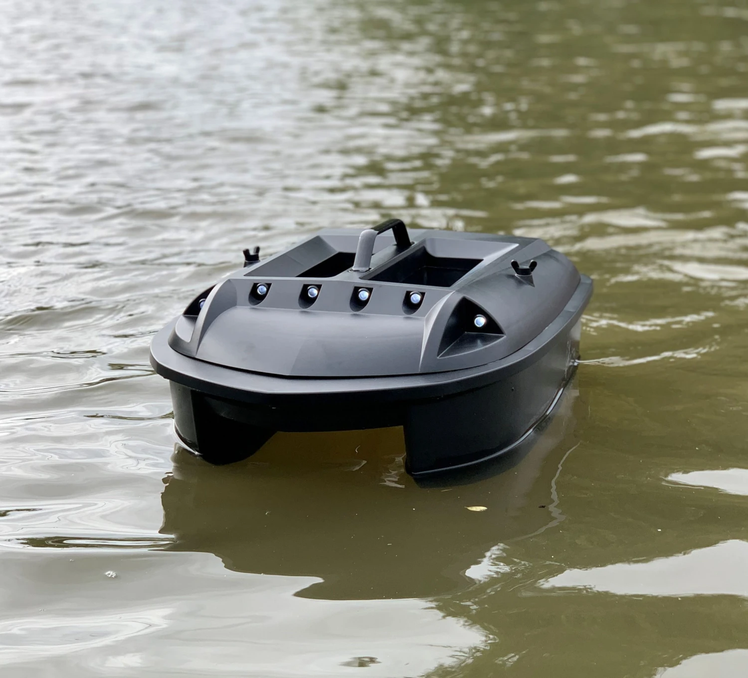 Lake Reaper Pro Bait Boat In Matt Black With GPS And Fish Finder – Pre Order - Image 16