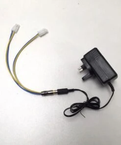 Microcat & Technicat Bait Boat Battery Charger With Charger Lead