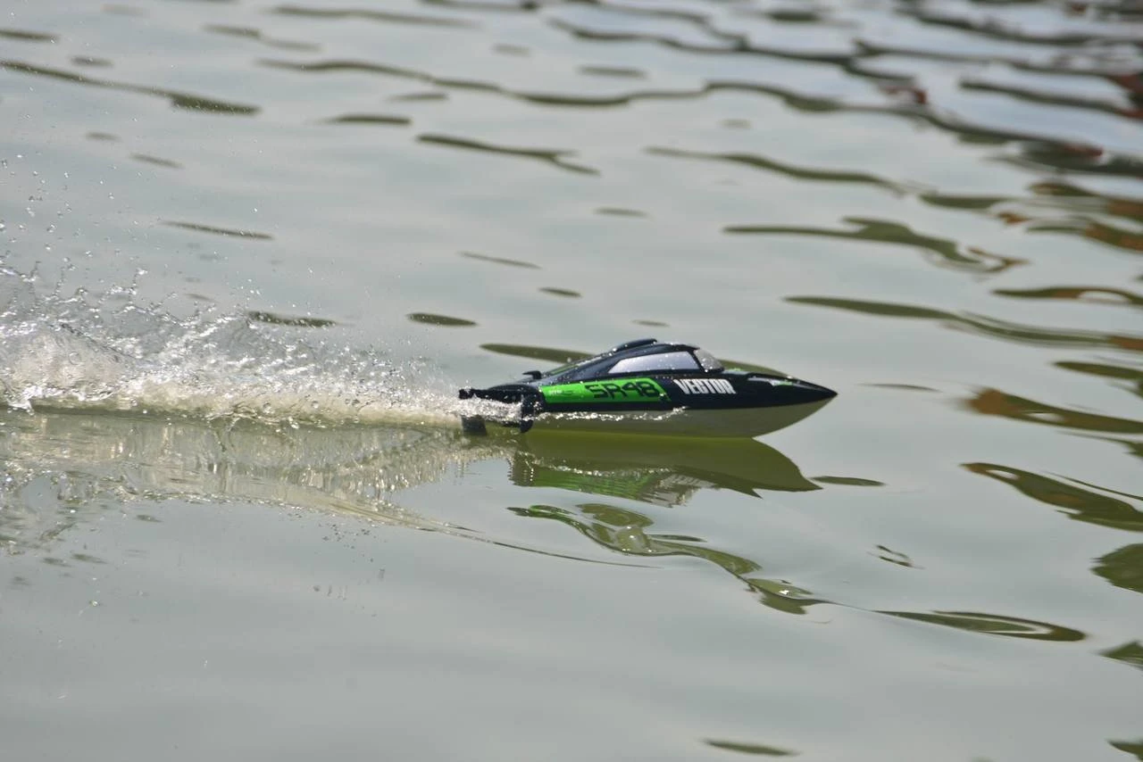 Volantex Racent Vector SR48 Brushless Boat RTR Black - Image 9